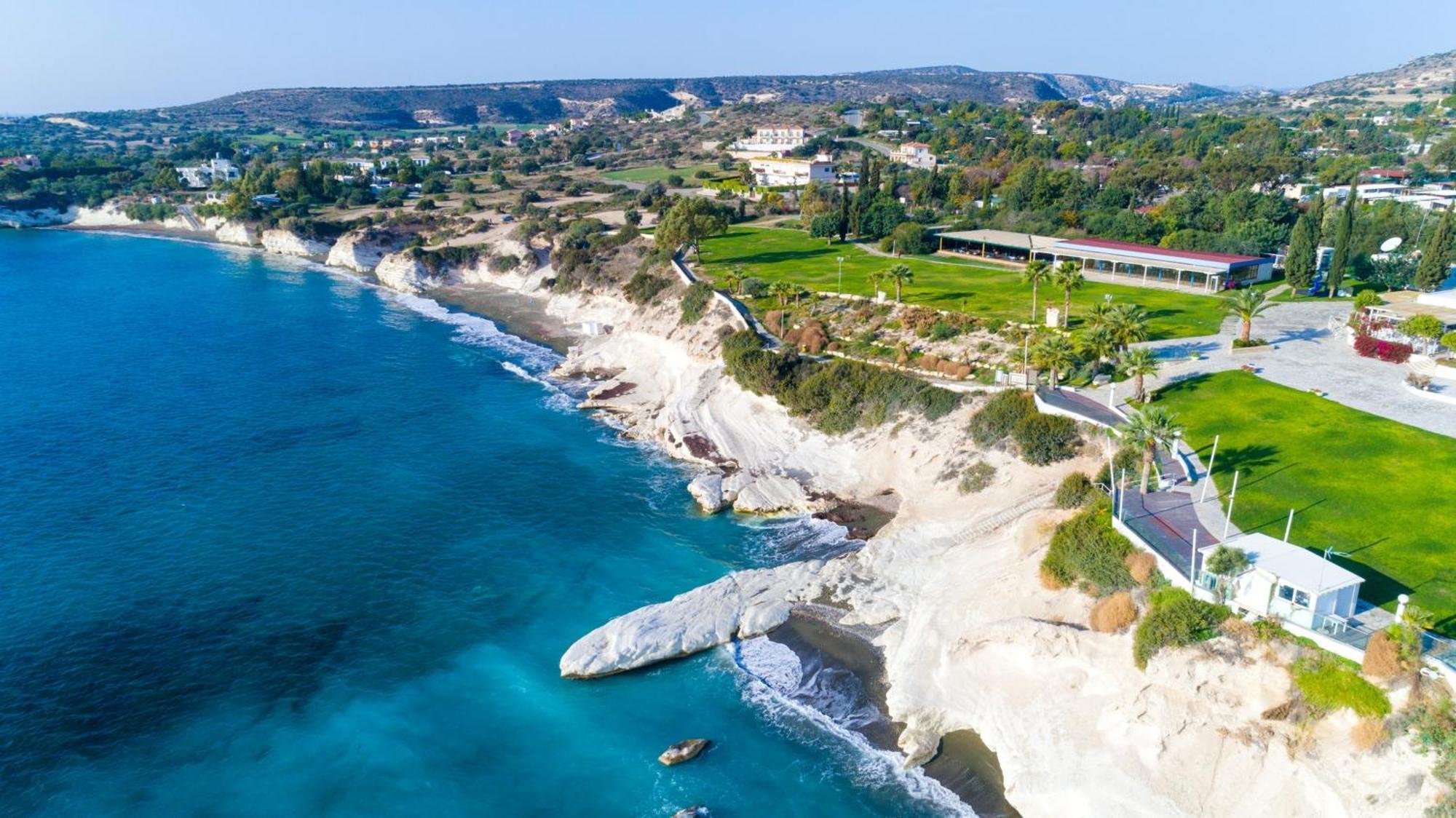 Governors Beach Panayiotis Aparthotel Exterior photo